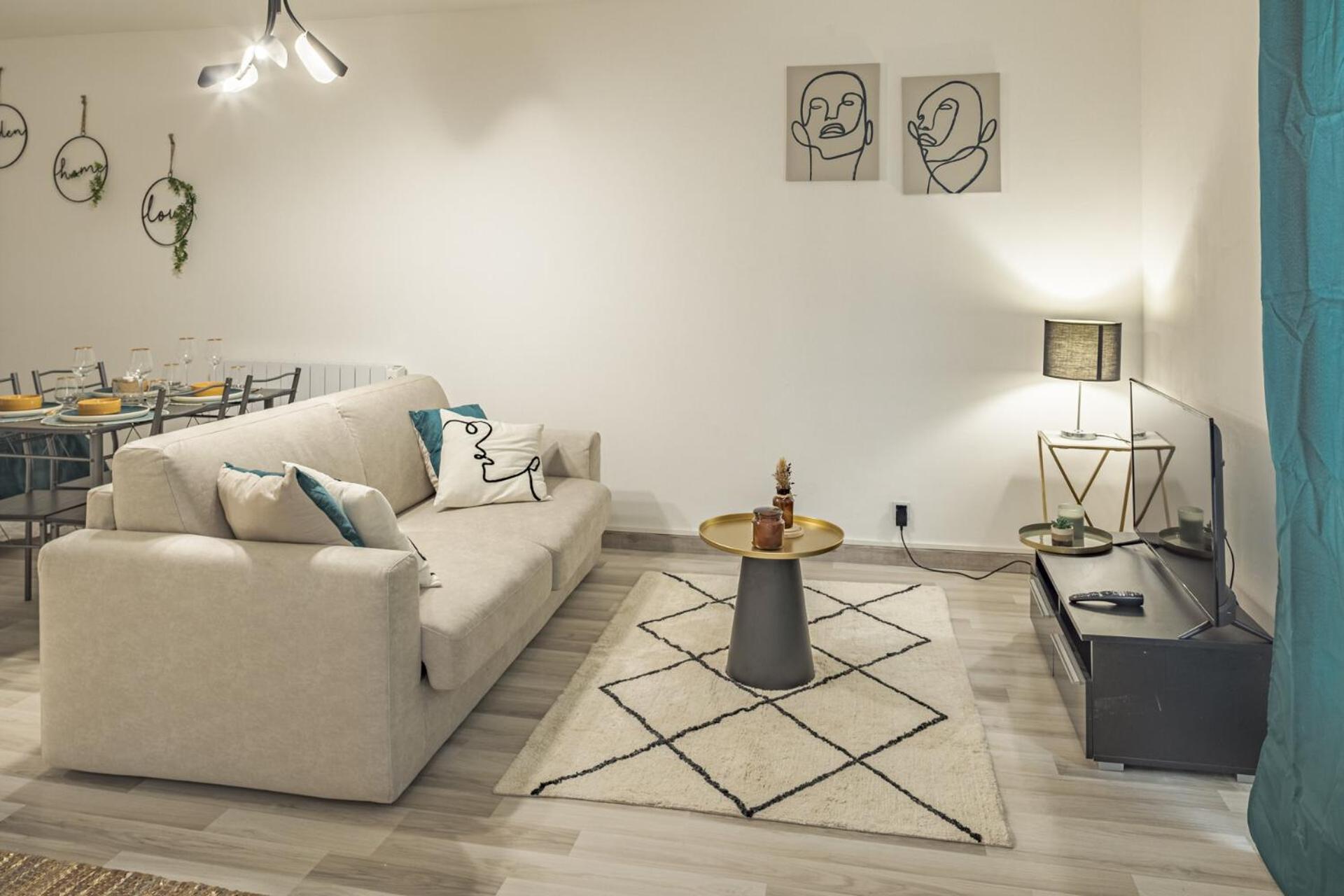 Julia Home, Madamedemconciergerie Реймс Экстерьер фото